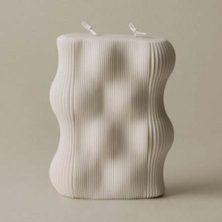 Wavy Candle - Scented Soy Wax Elegant Aesthetic Candle Housewarming Gift Home Decor Idea White